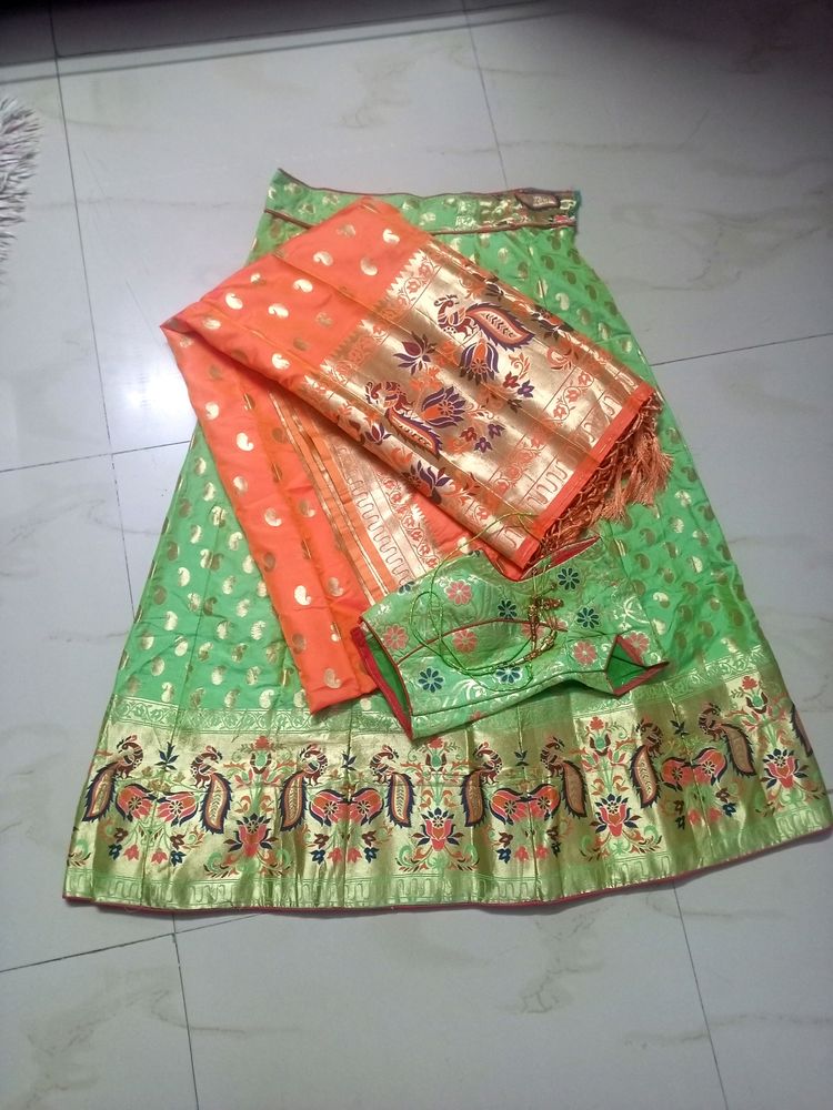 Pista Green &amp; Orenge Banarsi Lehnga Choli 💚🧡