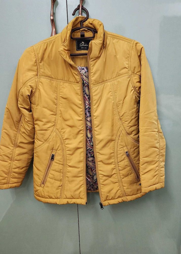 Selling Womans Jacket