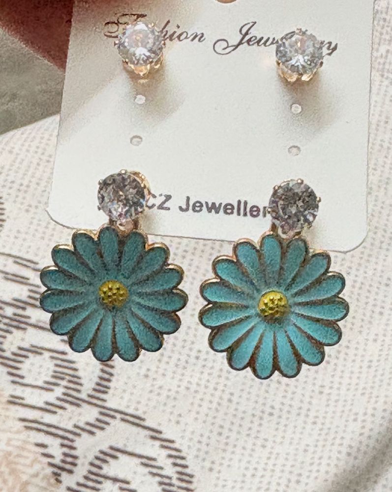 Daisy Flower Earrings