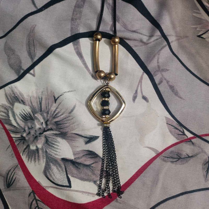 Tassel Pendant Necklace