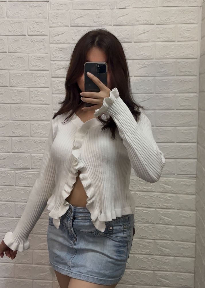 Ruffle Trim Cardigan