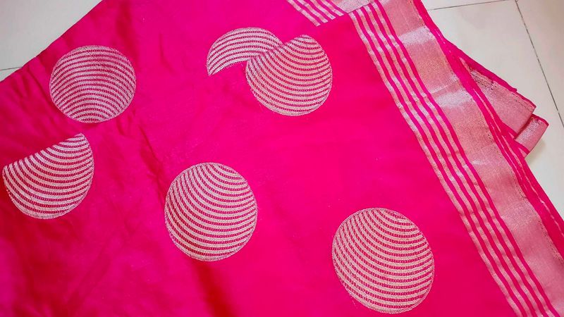 MAGENTA PINK GRAPHIC SAREE