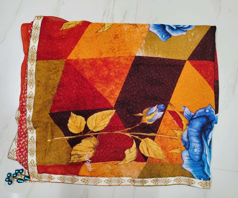 Geometric Floral Saree