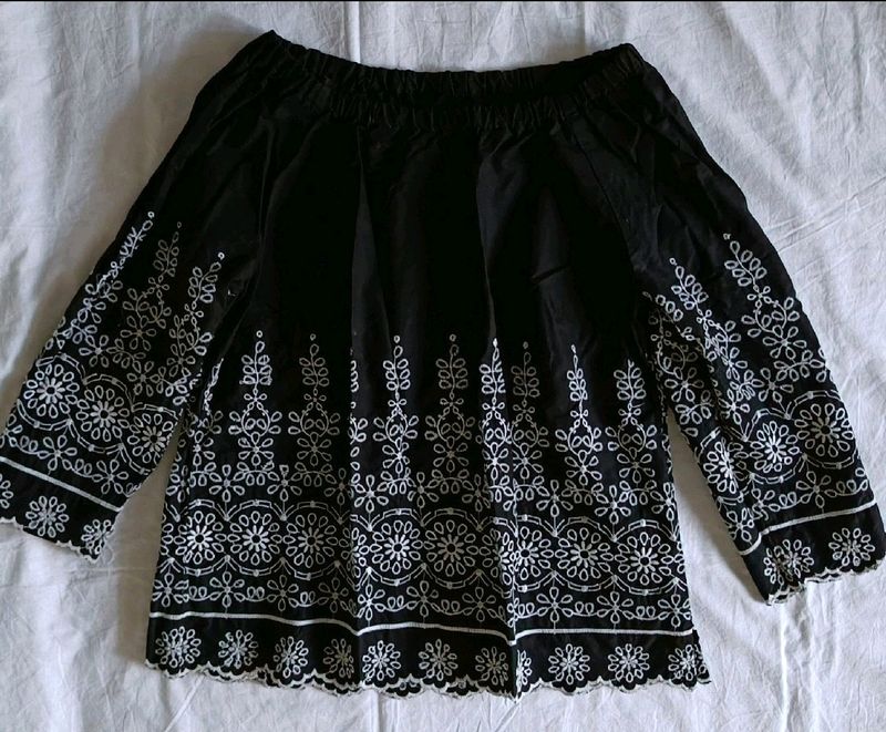 Aesthetic Top