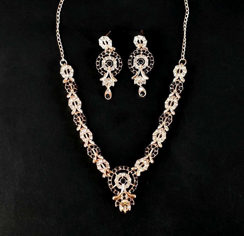Rose Gold Tone Jewelry Set