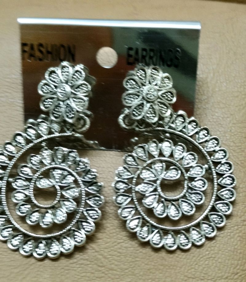 Silver Flower Earrings