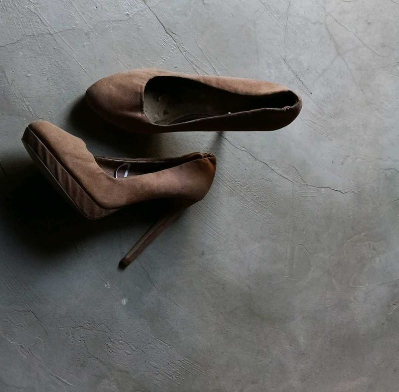 Last Price--- high heels from [forever 21]