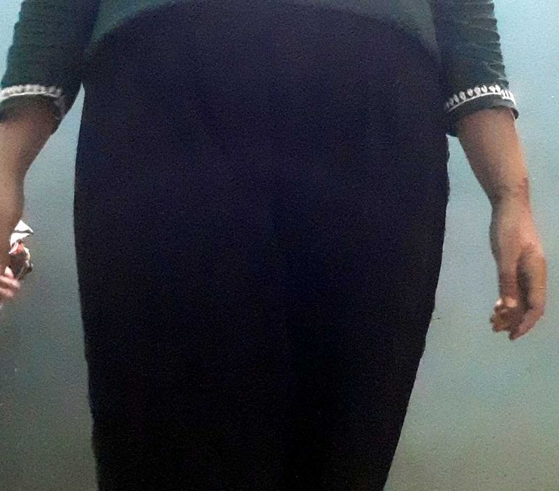 Stretchable Pant With Net Design Black Colour