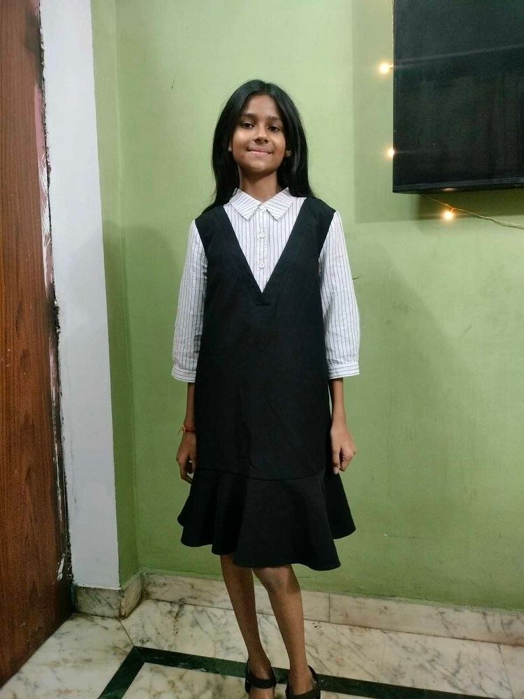 Girls&#39; Black Dress