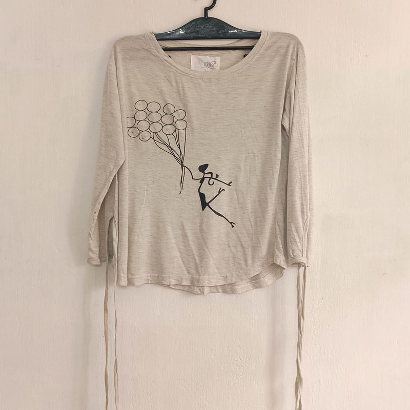 Off-White Minimal Design Top