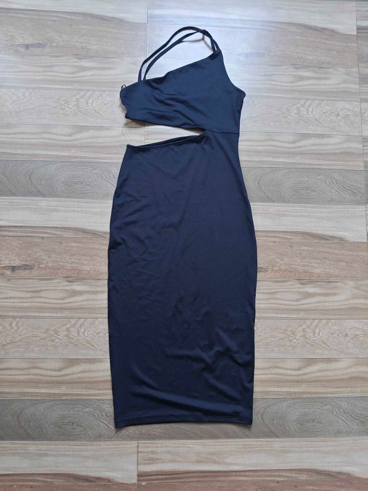 Black Cutout Bodycon Midi Dress