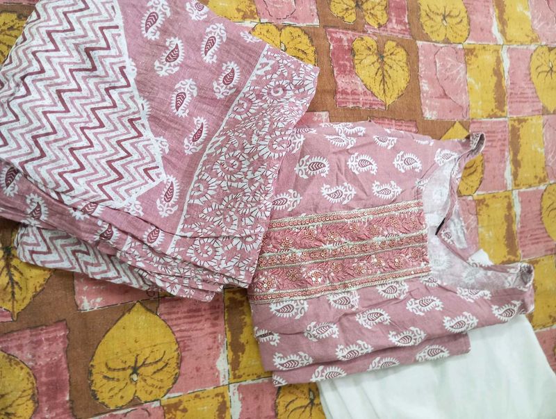 Kurta Dupatta Set