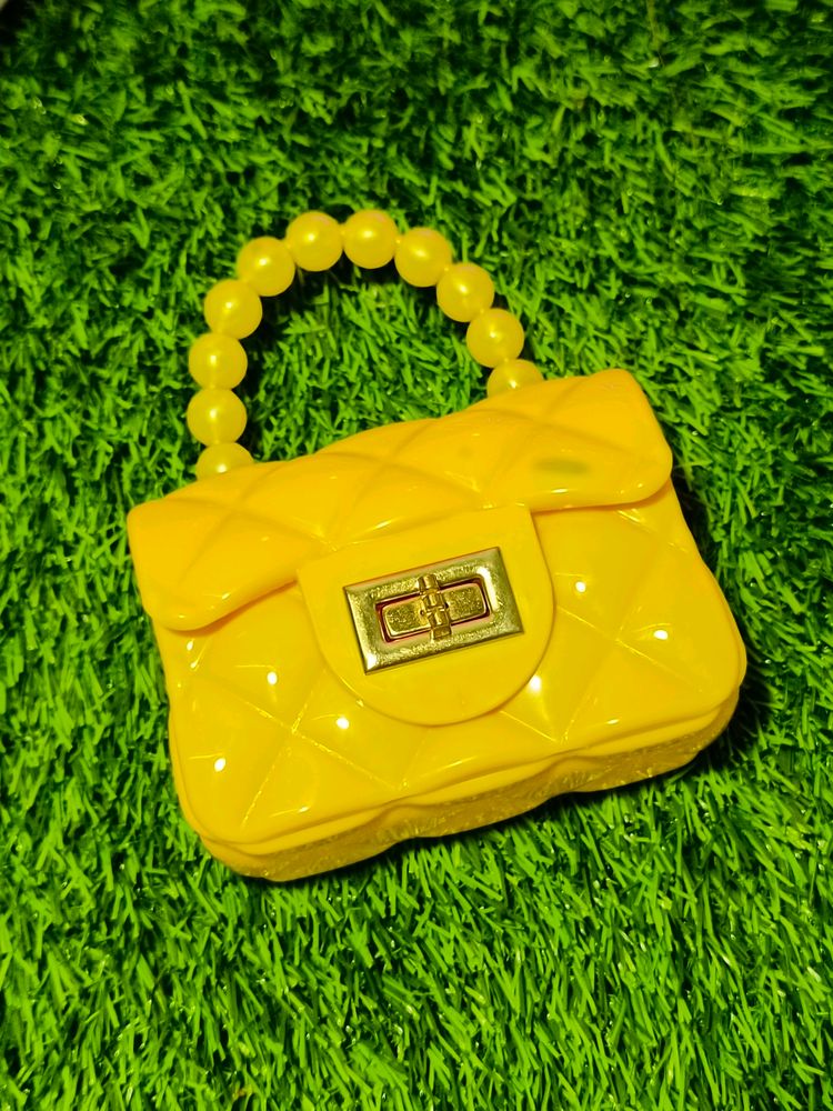 Trendy Korean Clutches