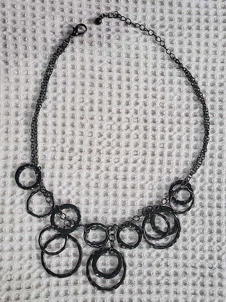 Grey Metallic Hoops Necklace
