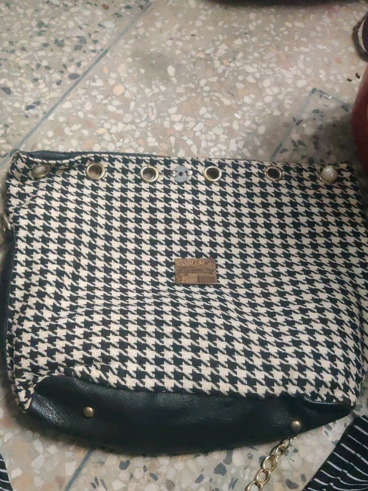 Handbag