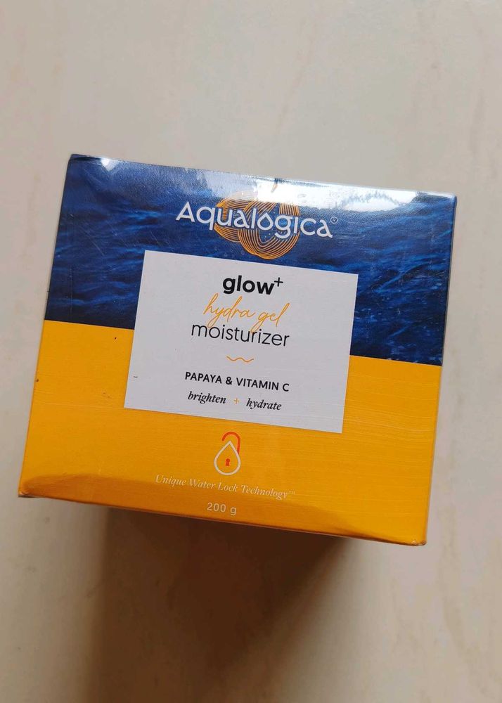 Aqualogica Glow+ Hydra Gel Moisturizer
