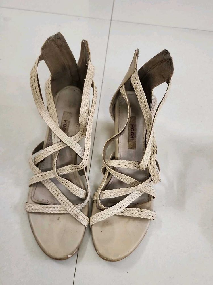Pre-Loved Beige Sandals - Set of 2