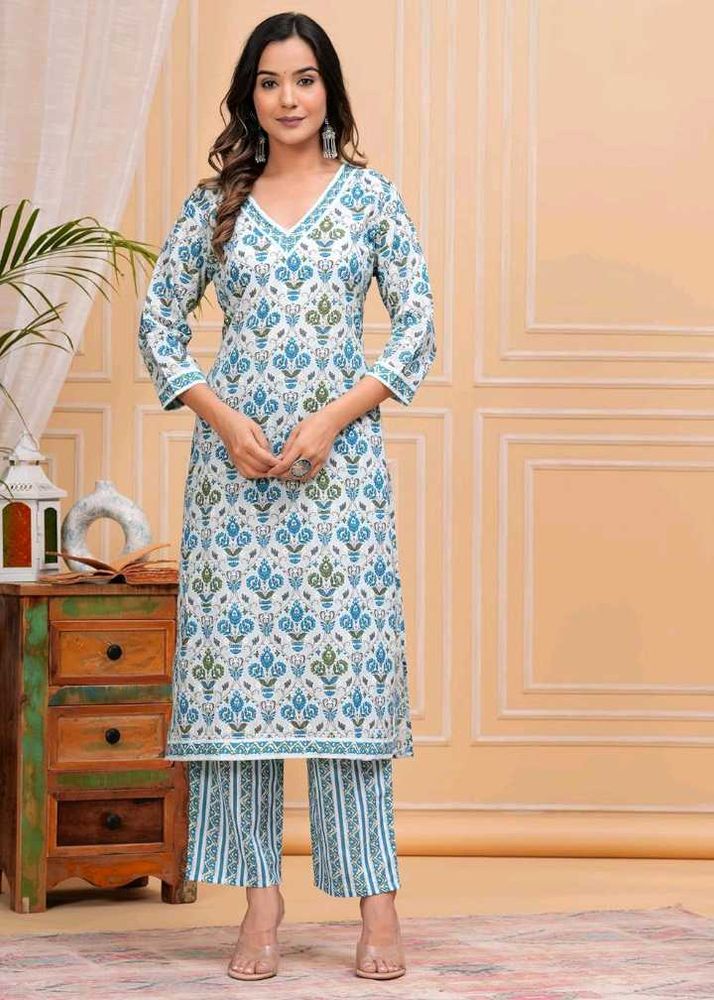 Elegant Printed Kurta Set