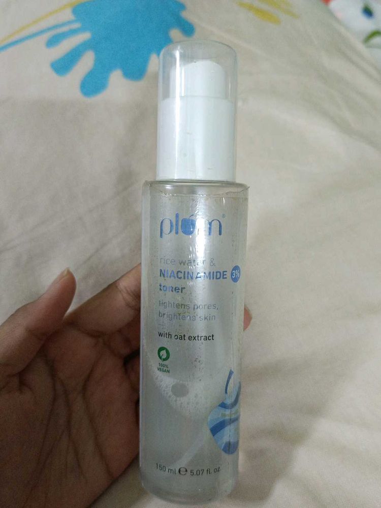 Plum Niacinamide Toner With Hybrid Sunscreen