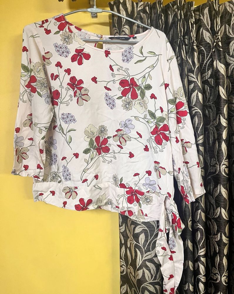 Floral Print Tie-Waist Top