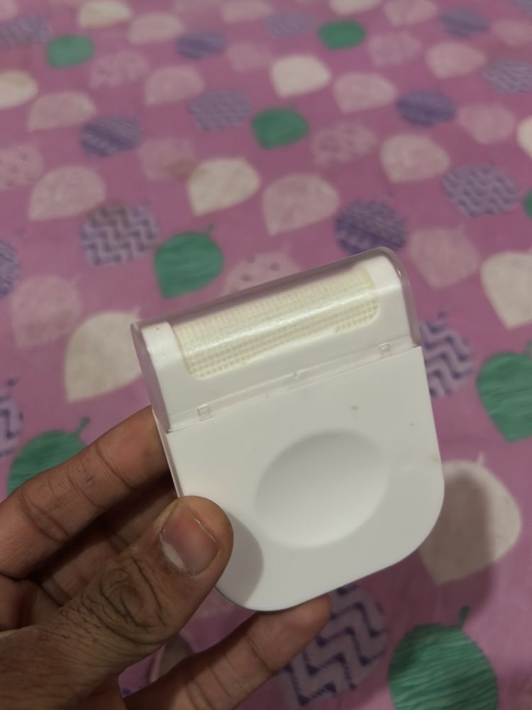 Portable Lint Remover For Clothes And Sweaters
