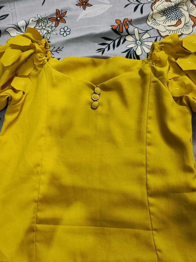 Yellow Puff Sleeve Top