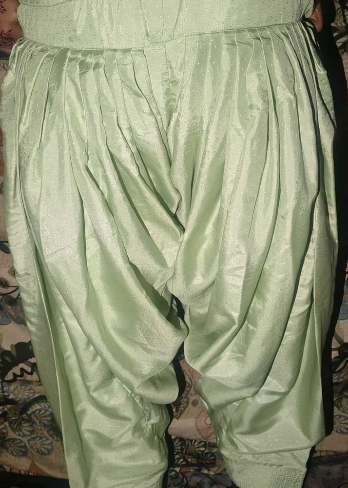 silk creap suit+ dupatta patyala