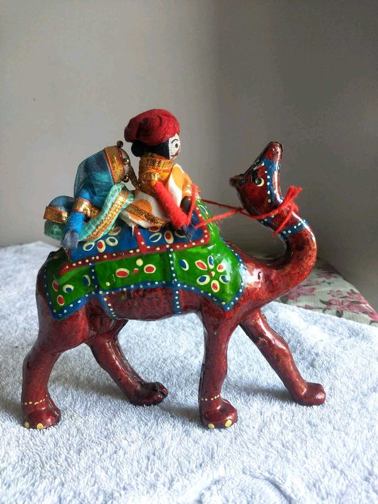 Handcrafted Camel Showpiece
