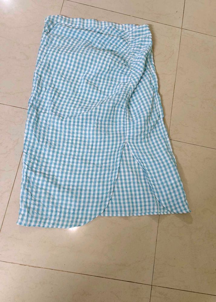 New Westside - Nuon Brand Skirt With A Slit