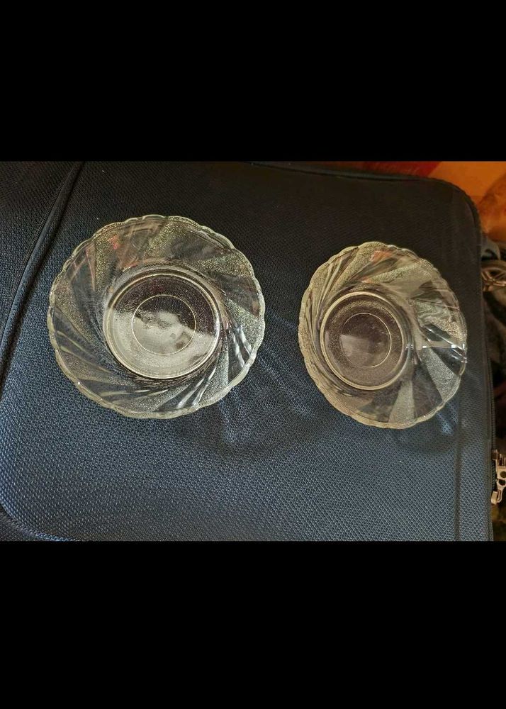 Glass Saucer Plates (Set of 2)