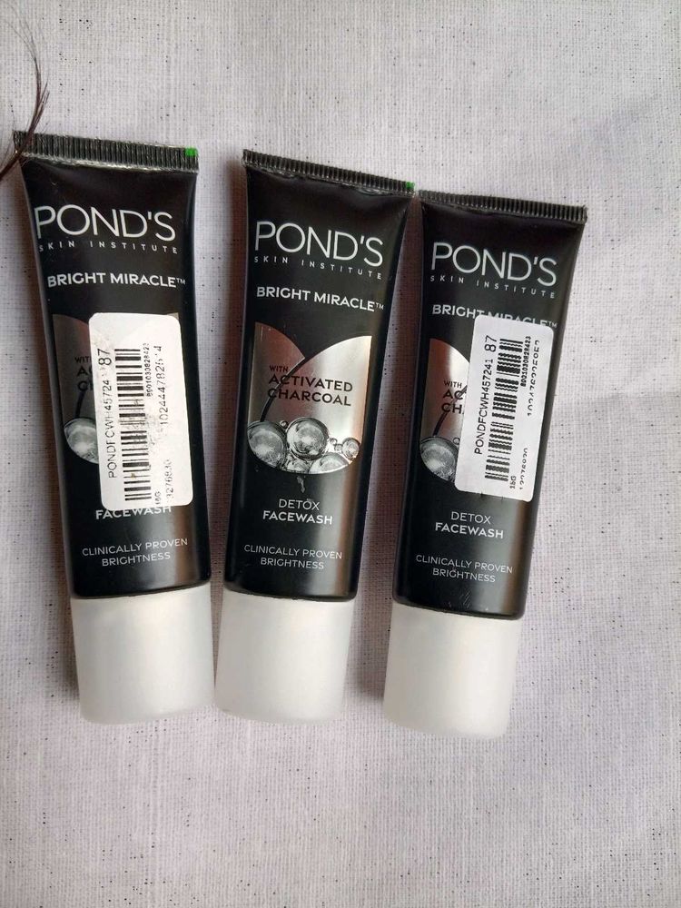 Pond&#39;s Bright Miracle Facewash