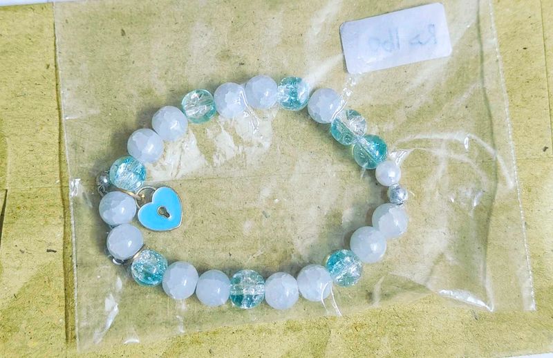 🩵 Heart of the Frozen Ocean 🌊 Bracelet