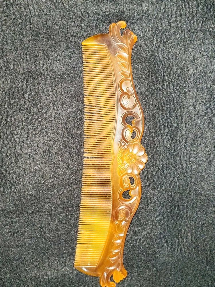 Vintage Ornate Hair Comb