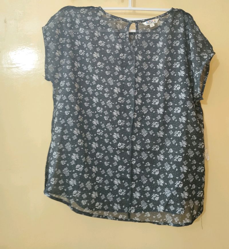 People Black Top