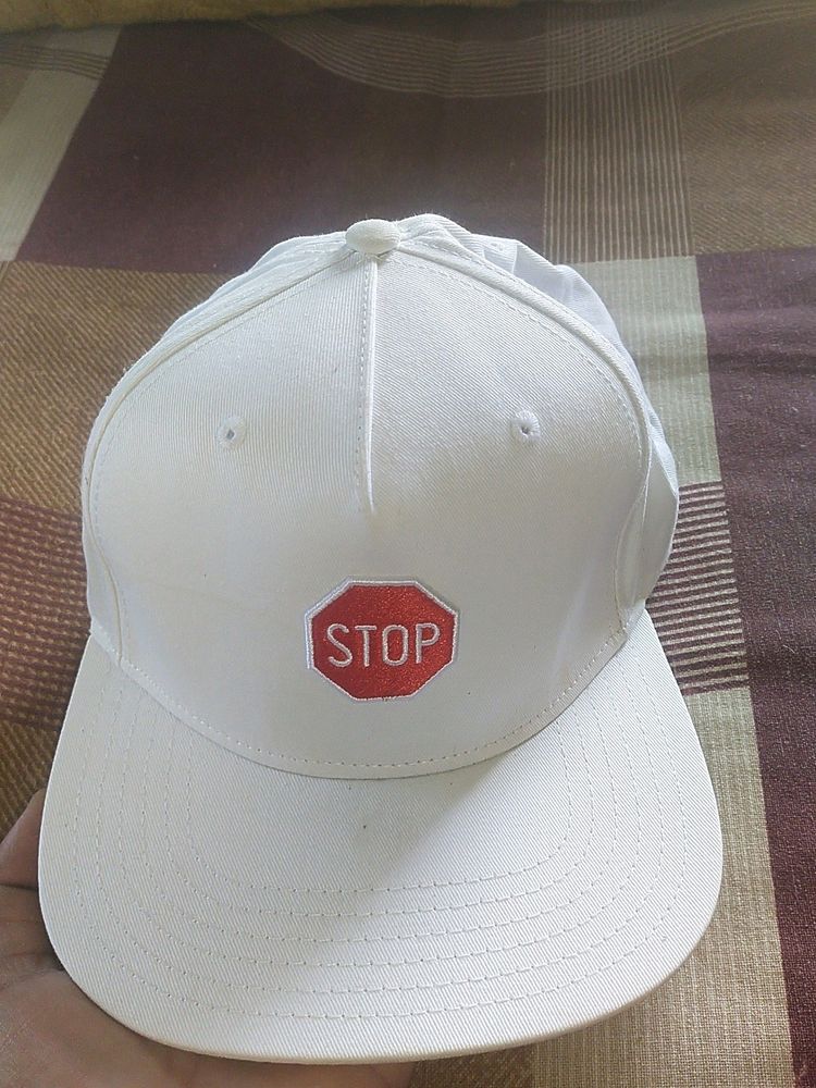 Urban Monkey White Cap 80% Off 🥳🥳🥳