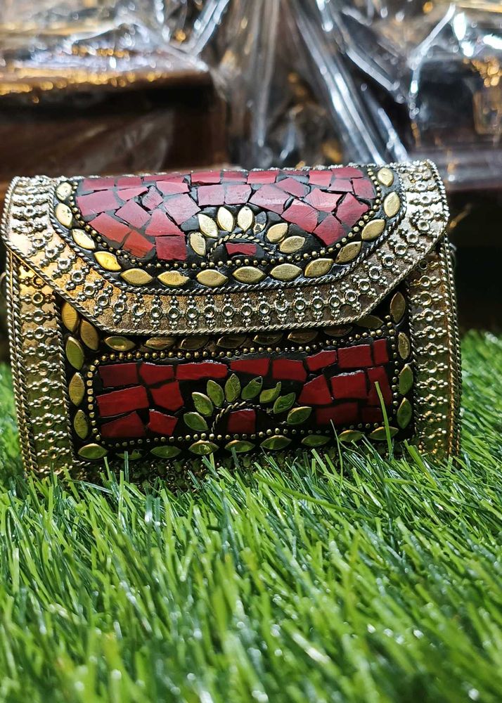 Women Handbag (Clutch)