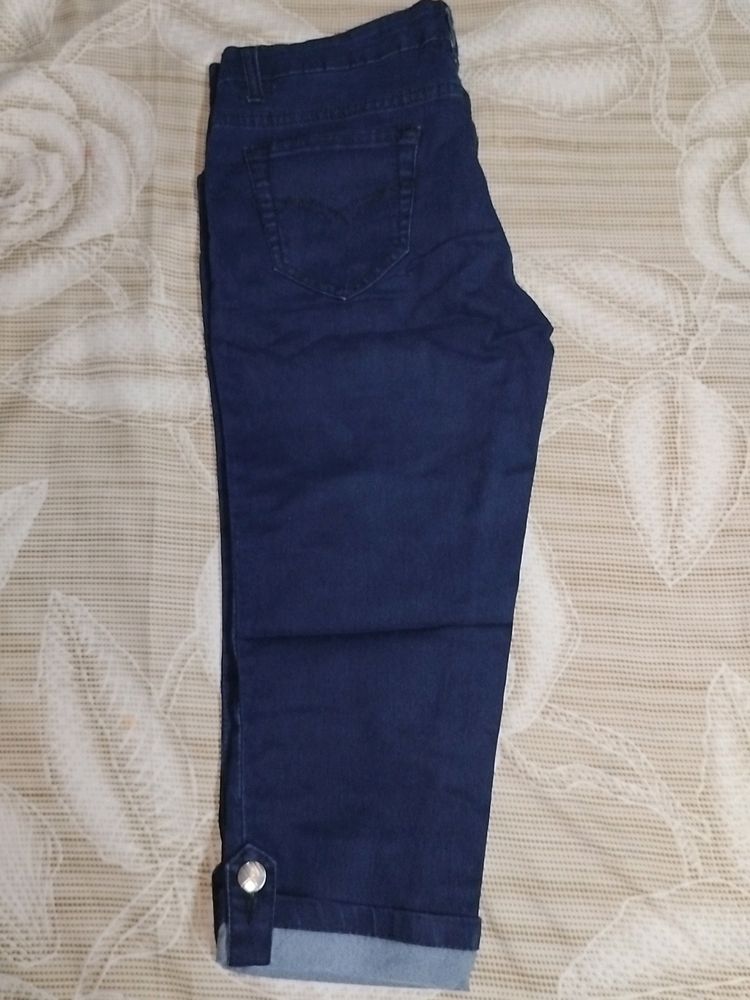 Navy Blue Caprese jeans