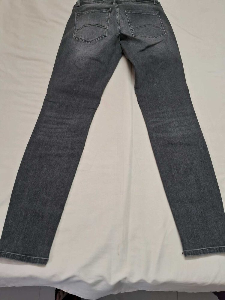 PREMIUM BRAND&#39;S TOMMY New Slim Fit Grey Denim Jean