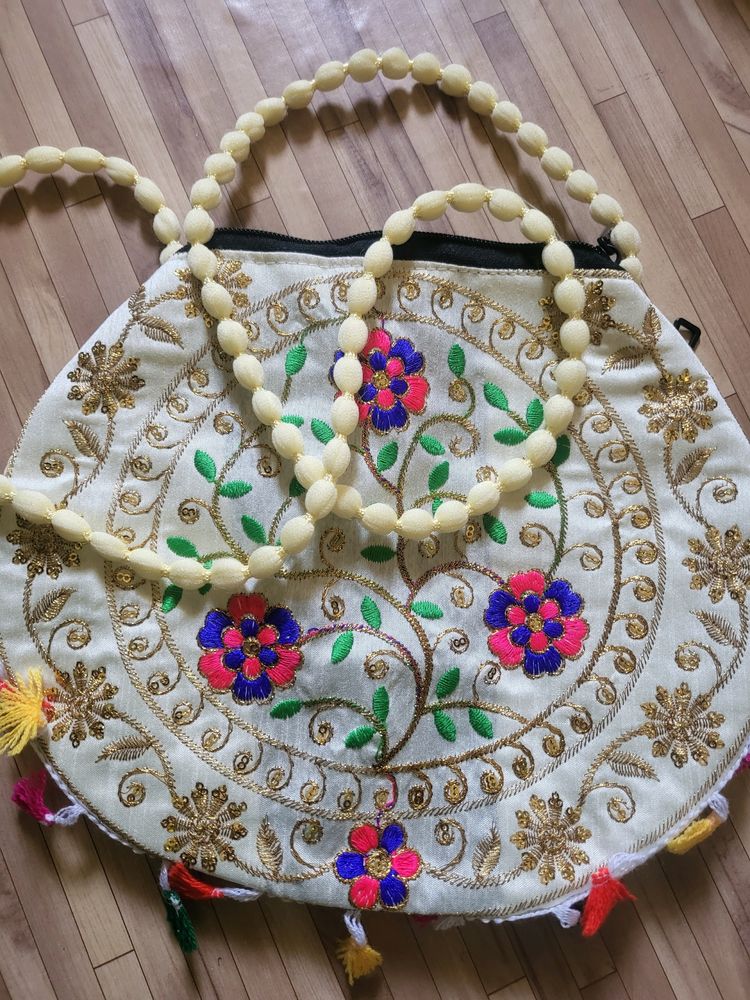 Sling Bag