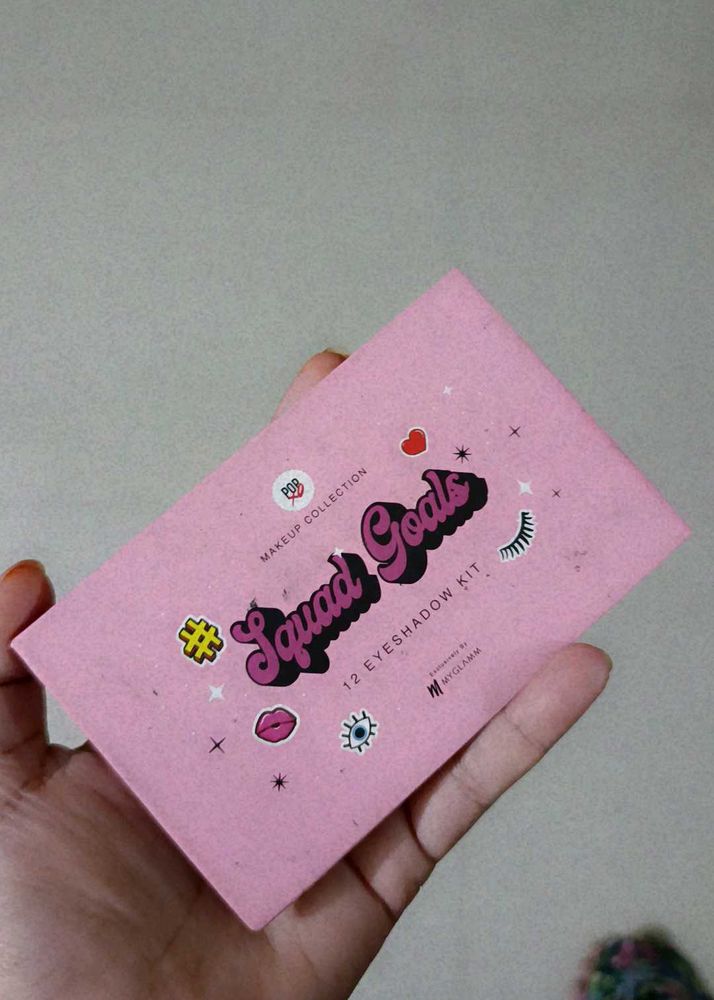 POPxo SQUAD GOALS 12 EYESHADOW MINI KIT