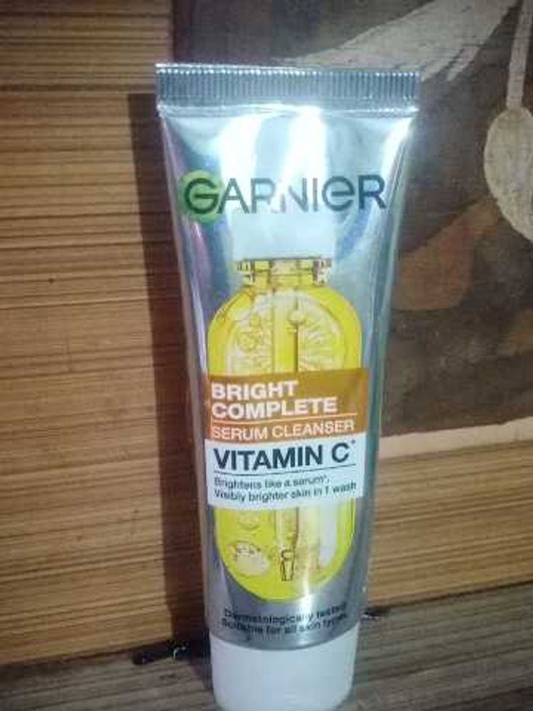 garnier vitamin c face wash