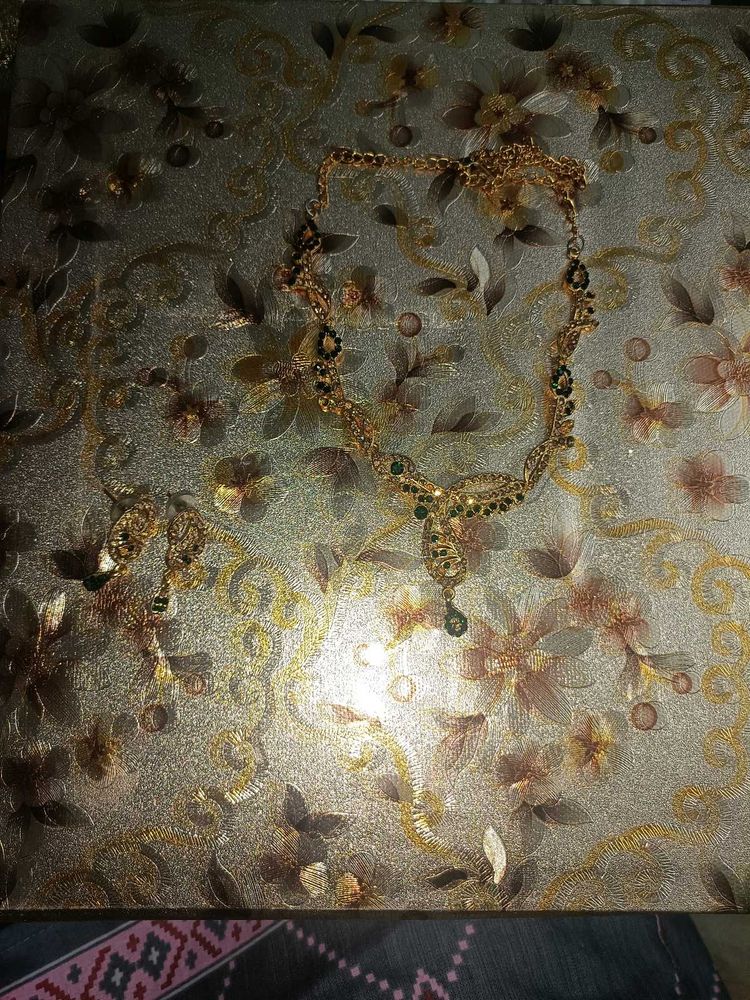 Green Choker &amp; Golden Western Set Combo
