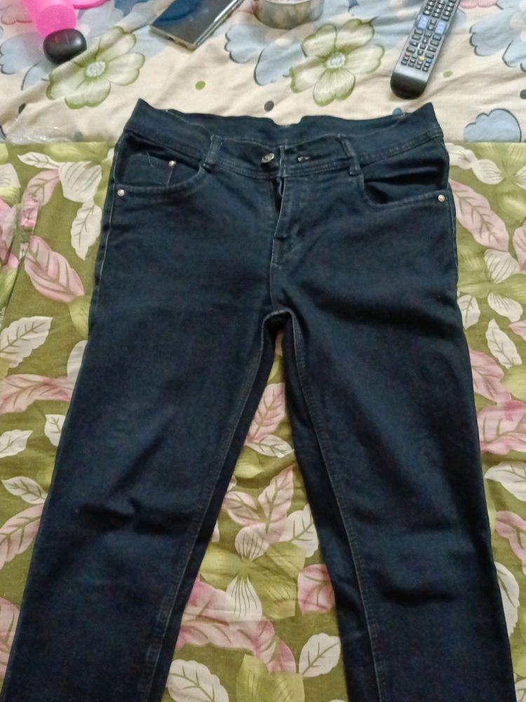 Women&#39;s Black Jean