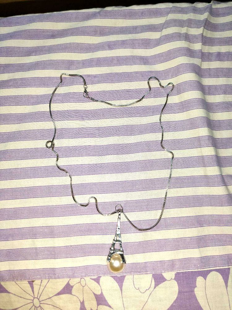 Eiffel Necklace And Bracelet Combo