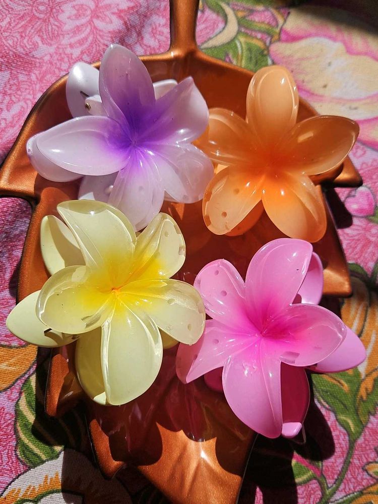 Flower Hair Claw Clips