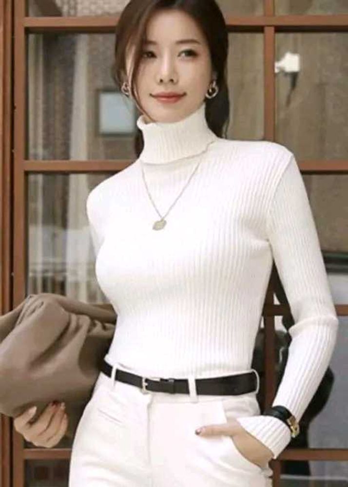 Pretty Fabulous Women Sweaters*Fabric: CottonSleev