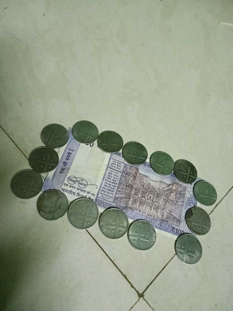 Cross One Rupees Coin 15 Pcs And 100 Rupee Note