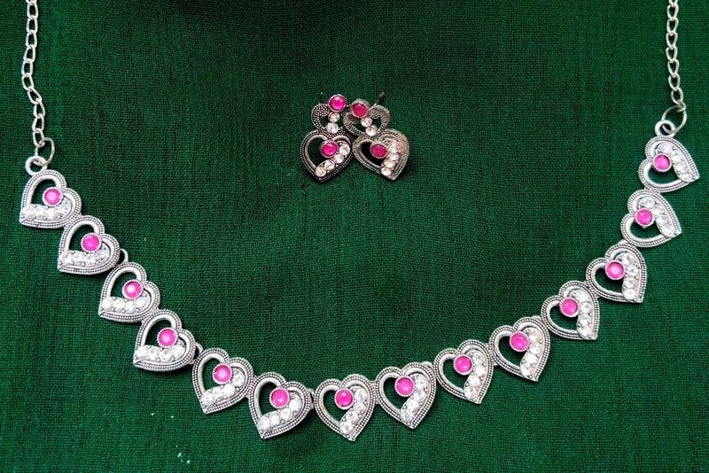 Heart Necklace &amp; Earring Set