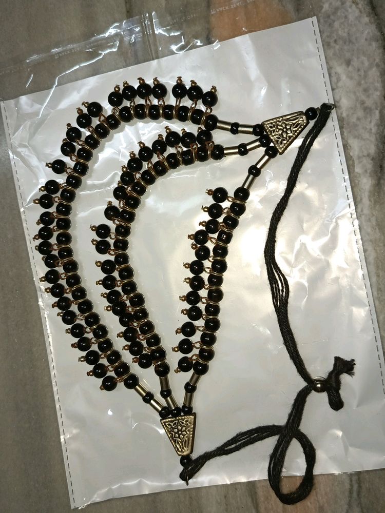 Black Colour Beads Necklace