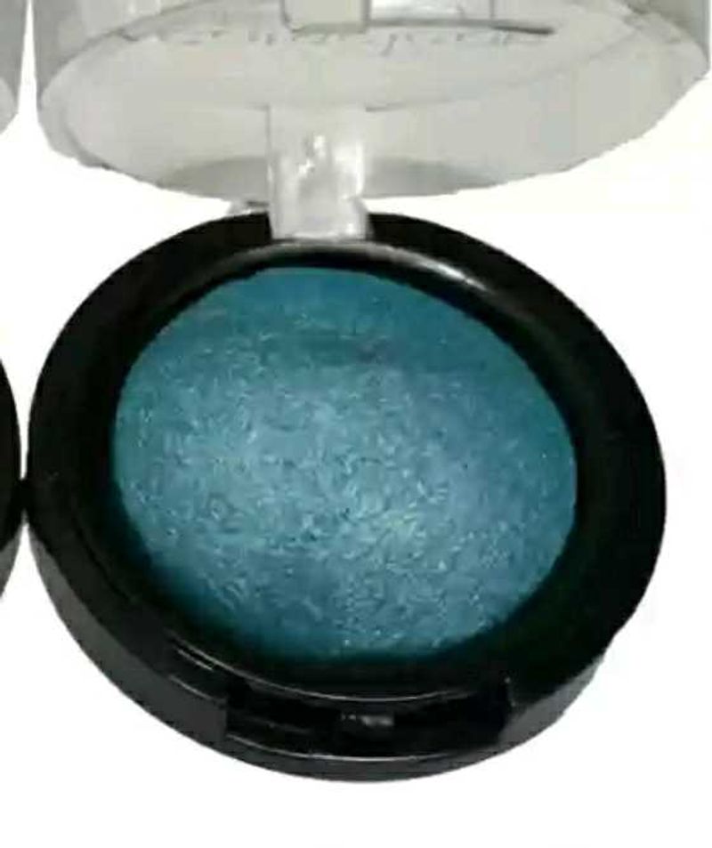 Cameleon Sky Blue Eyeshadow